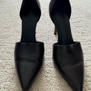 Vince Elegant Black Women's Medium Heels